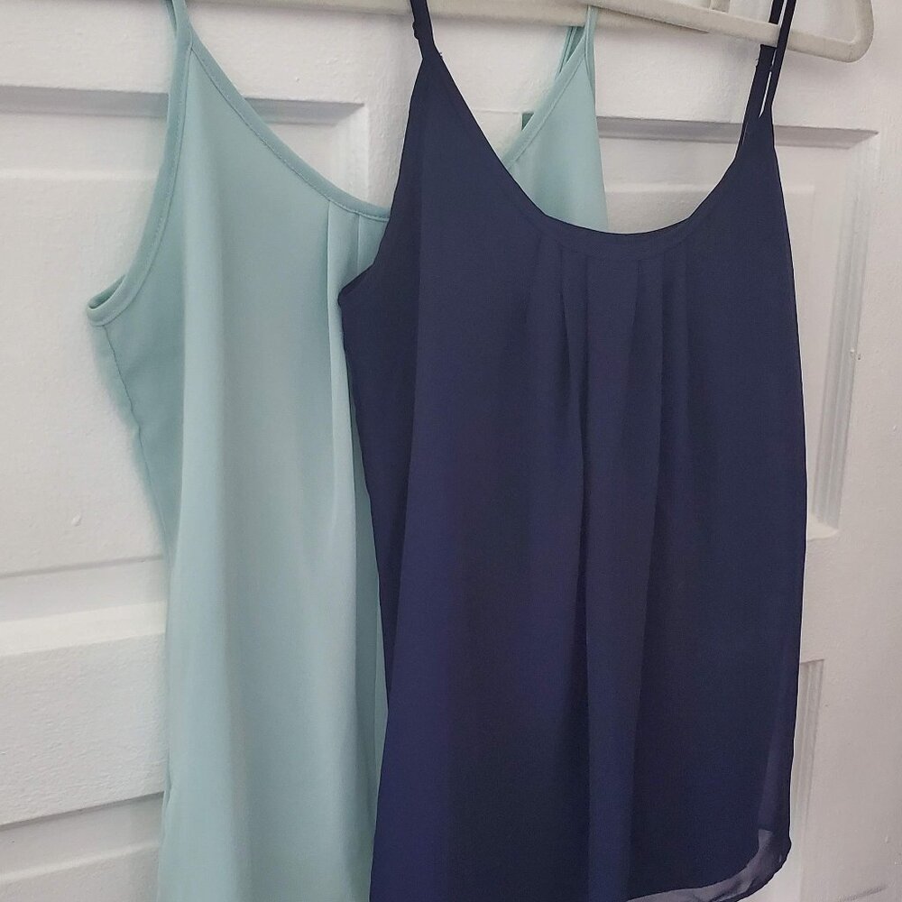 TWO Tanks! NY&Co Flowy Tank Bundle - S